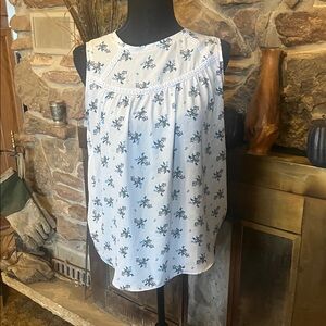 LOFT Blue and White Floral Sleeveless Blouse